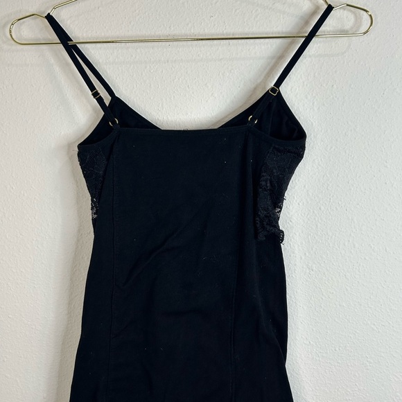 Black Lace Trim Camisole Top Adjustable Straps Stretchy Ribbed Tank One Size - Picture 7 of 8